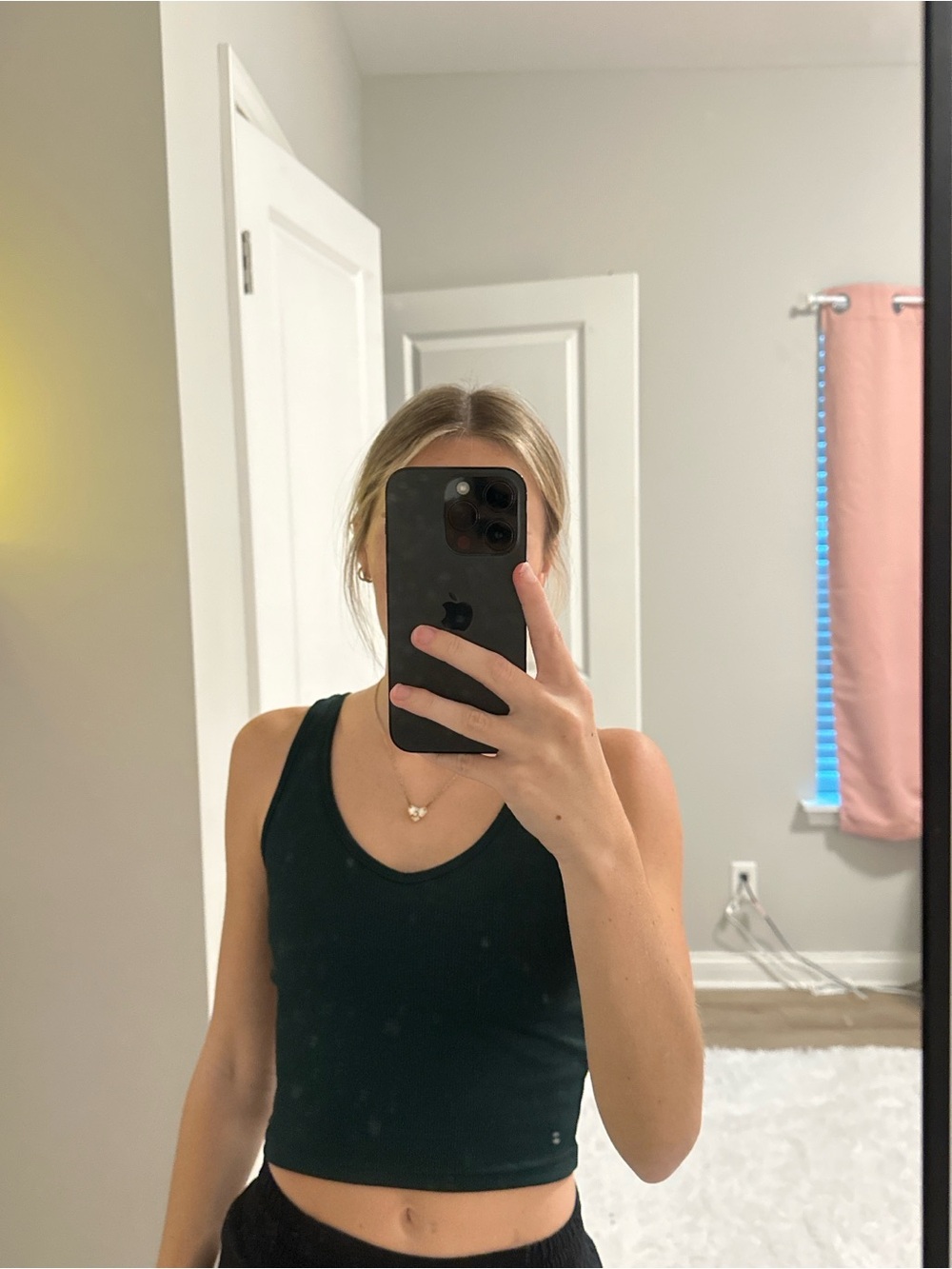 Classic Forest Green Ribbed Tank Top - Women